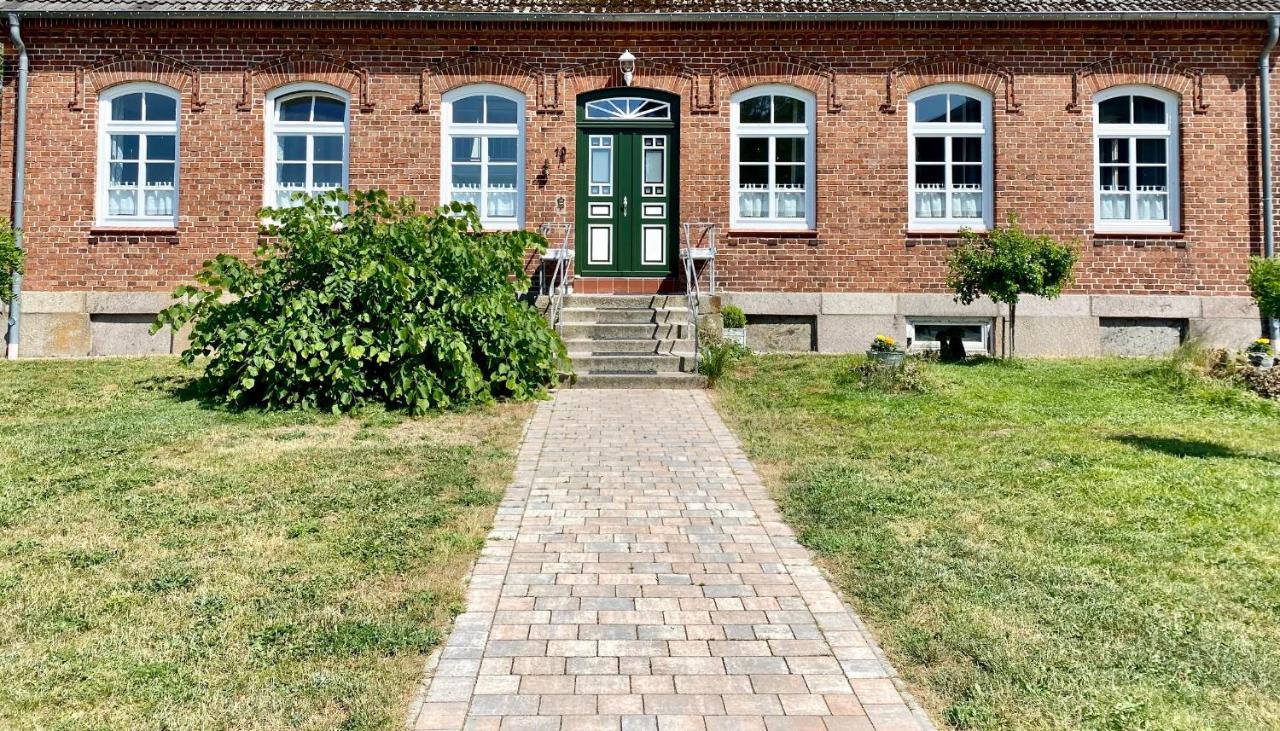 Hendreich'S Hof Apartment Boitin Resdorf ภายนอก รูปภาพ
